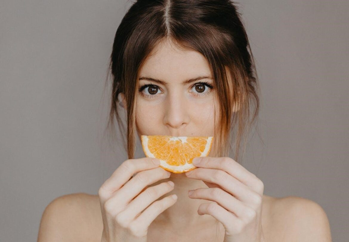 Vitamin C vs. Retinol: Which One Does Your Skin Need?